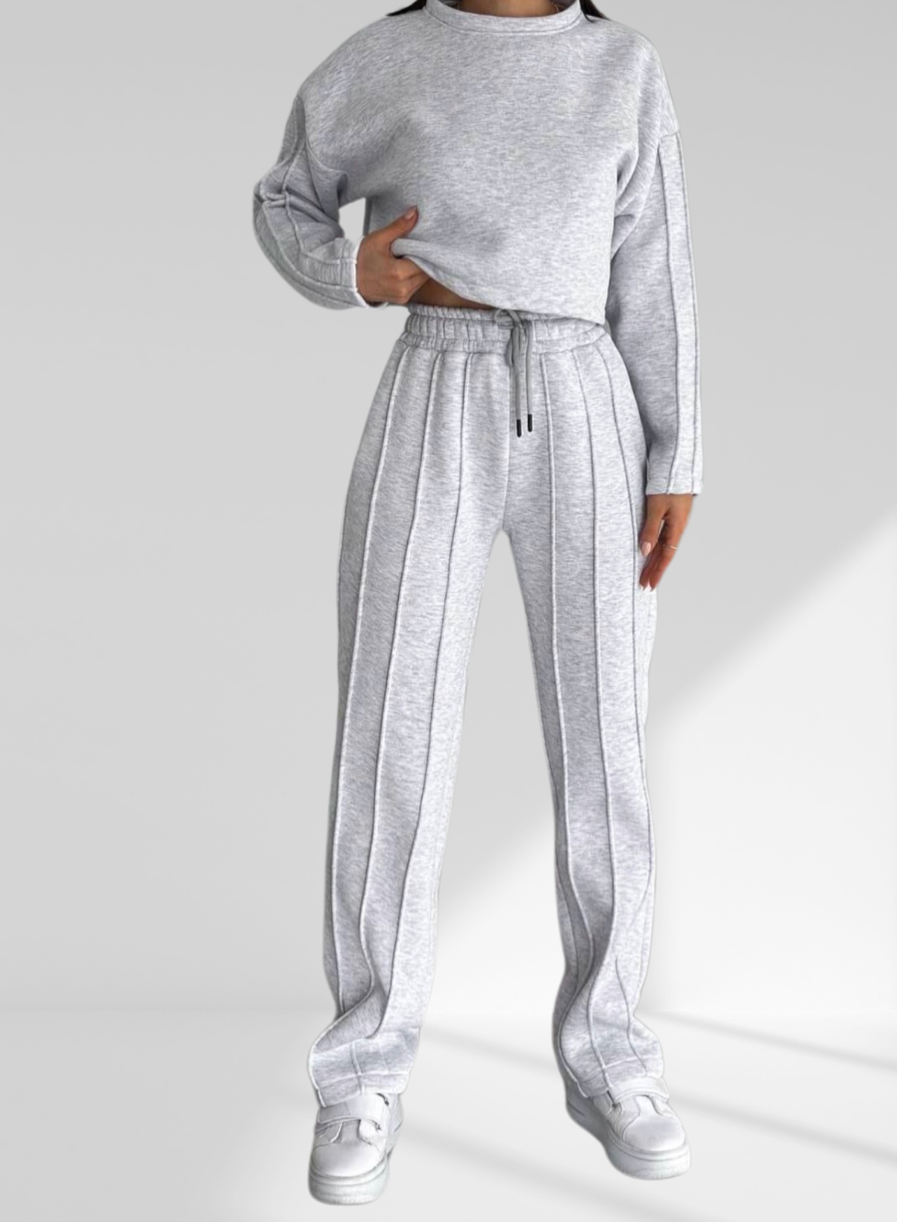 Ensemble jogging gris